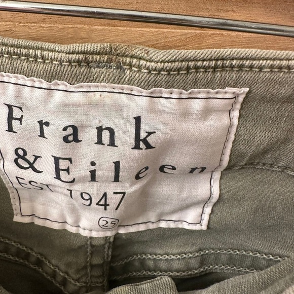 İFrank & Eileen Sligo Easy Fit Jean in Thyme size 25 - Picture 6 of 6